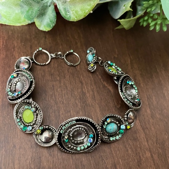 Artistic Sorrelli Vintage Handcrafted Bracelet - Picture 12 of 17